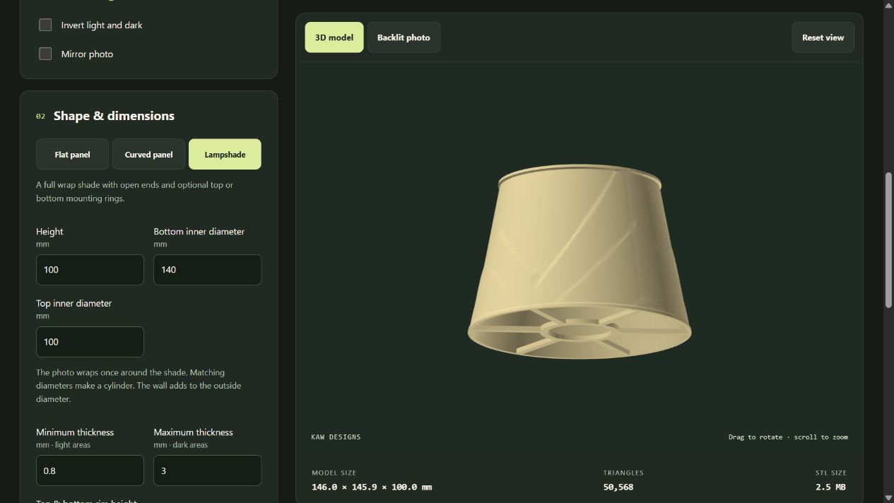 Lithophane Maker interface showing lampshade dimensions and a six-spoke mounting ring in the 3D preview